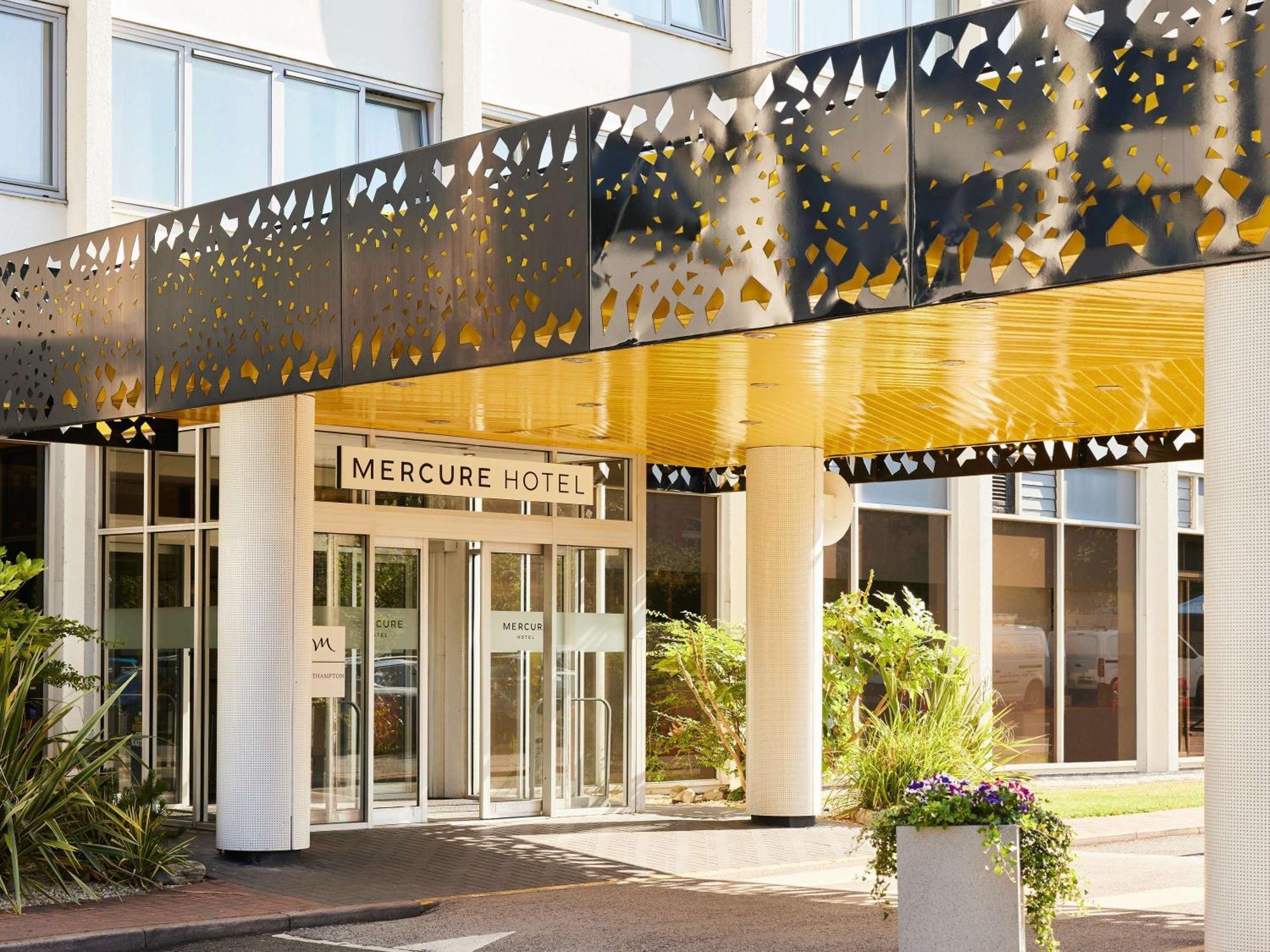 Mercure Northampton Exterior foto